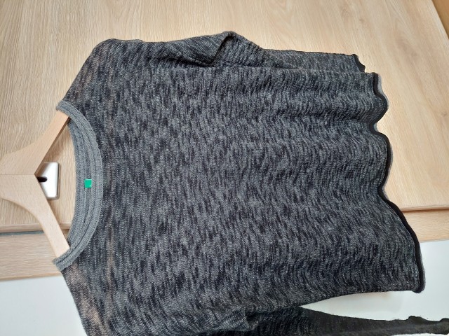 Benetton pulover - foto