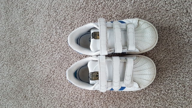 Adidas superstar Uk 8 ( 25.5)- 15.00 eur