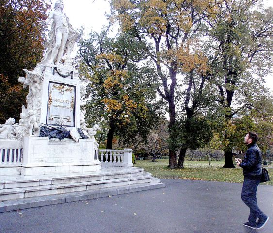 TOŠ TOSCH Mihael # Mozartdenkmal Wien