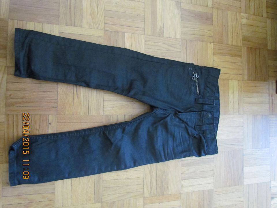 H&M črne kavbojke Slim, št.98, 2-3 leta, 8eur