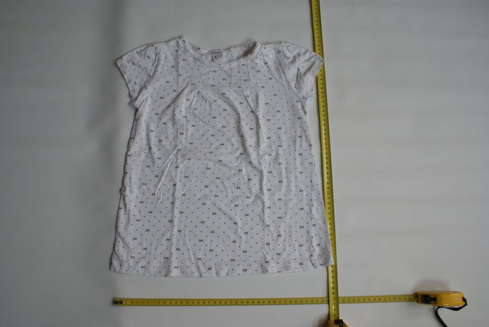 pižama Zara zgornji del, velikost 136; 3,00€