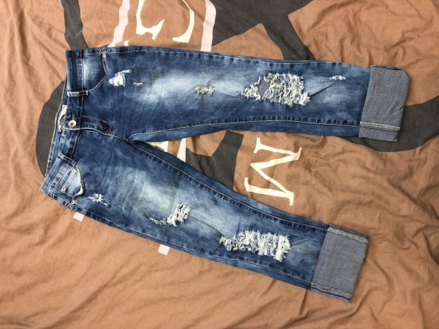 Ripped Jeans hlače S-M