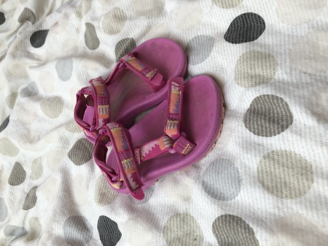 Teva sandali 25