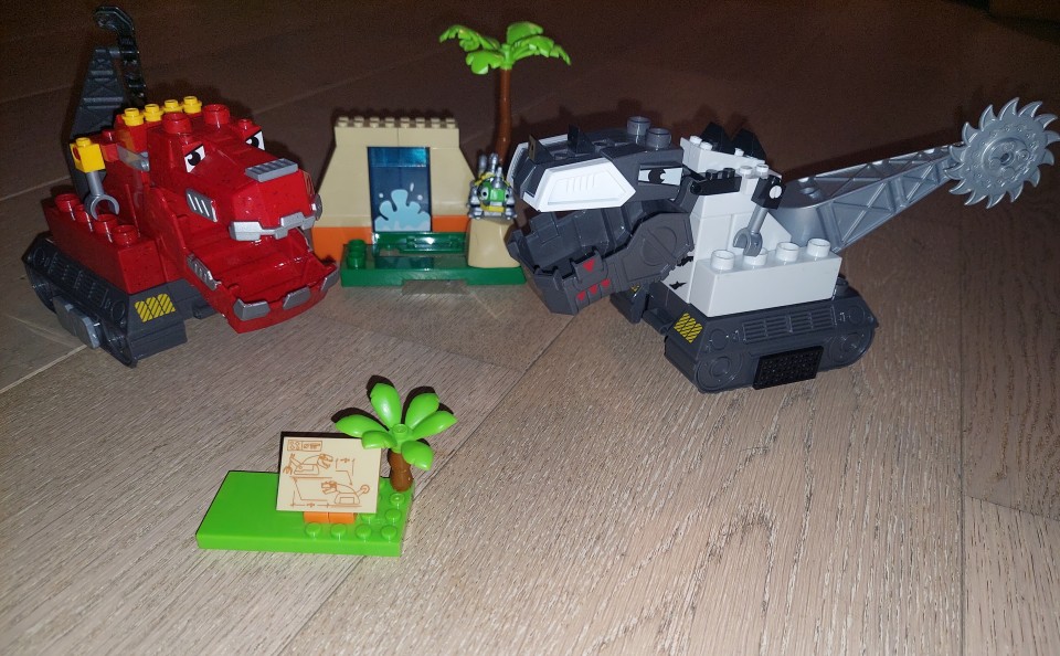 dinotrux mega construct kocke set 1 - 20 eur
