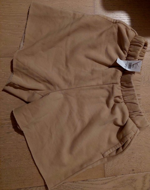 Gap nove dekliške kratke hlače vel. 12let 152-158 - 5 eur