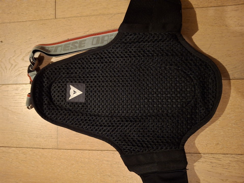 Dainese ščitnik za hrbet-želva vel S 146-164 - foto povečava