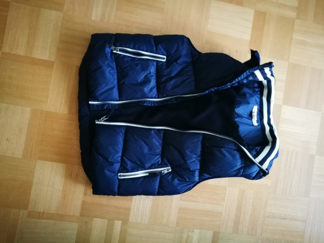 Brezrokavnik H&M - foto