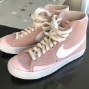 Superge Nike
