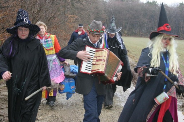 Borovo gostüvanje Vučja Gomila 2008 - foto