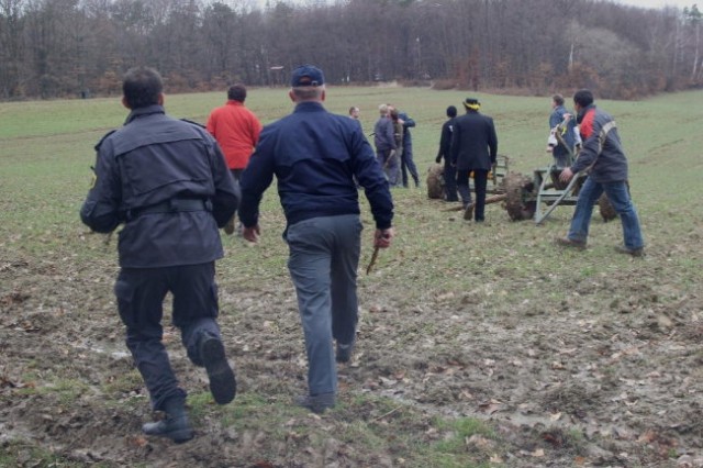 Borovo gostüvanje Vučja Gomila 2008 - foto