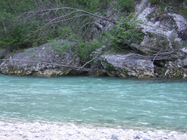 Soča, krasna si bistra hči planin - foto