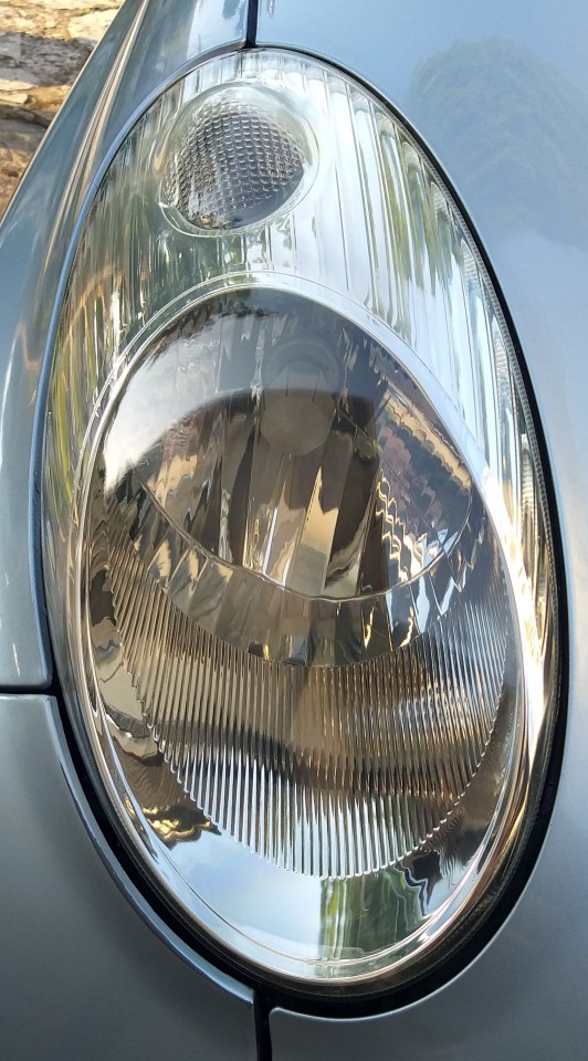 Micra - foto povečava