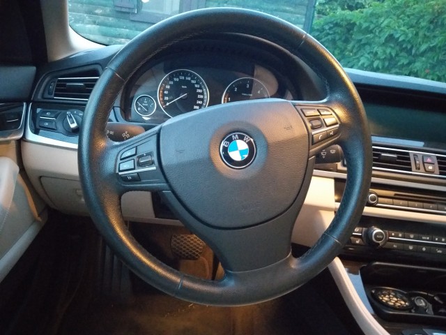 BMW 530d Xdrive F11 2012 - foto