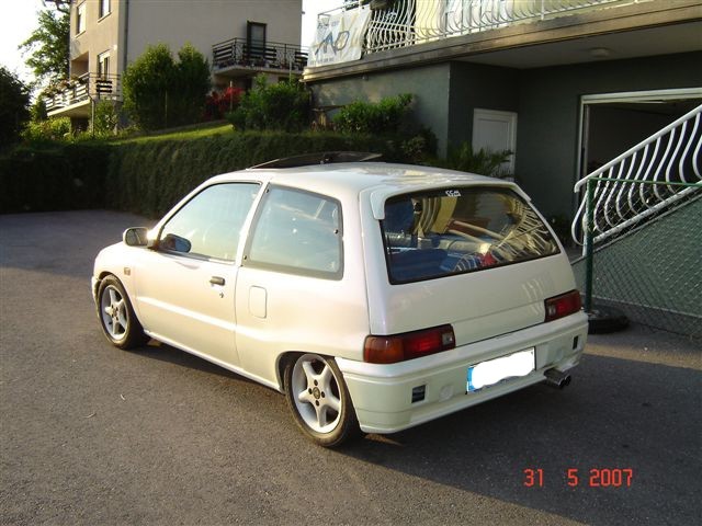 Projekt: Daihatsu Charade GTti - foto povečava