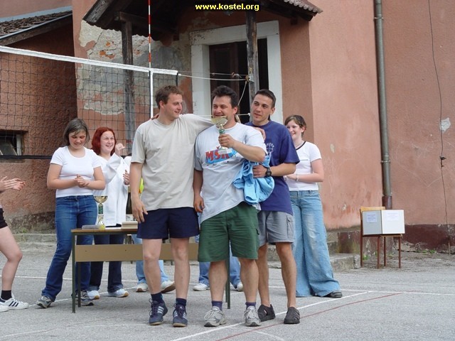 Turnir trojk v Vasi - 03.05.2003 - foto povečava