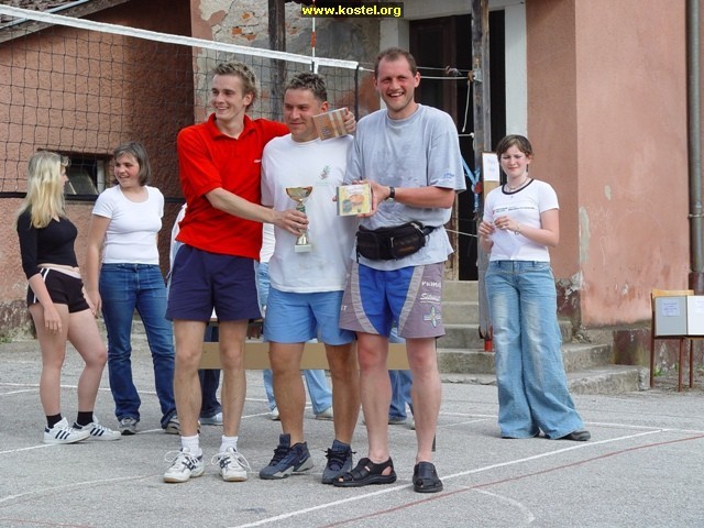 Turnir trojk v Vasi - 03.05.2003 - foto povečava
