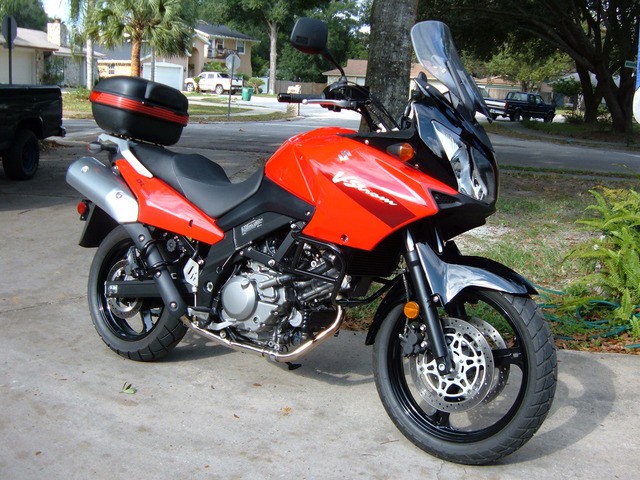 Suzuki V-Strom - foto