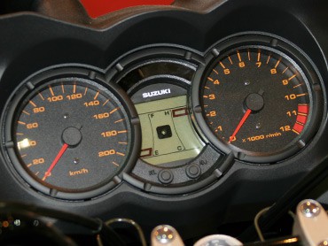 Suzuki V-Strom - foto