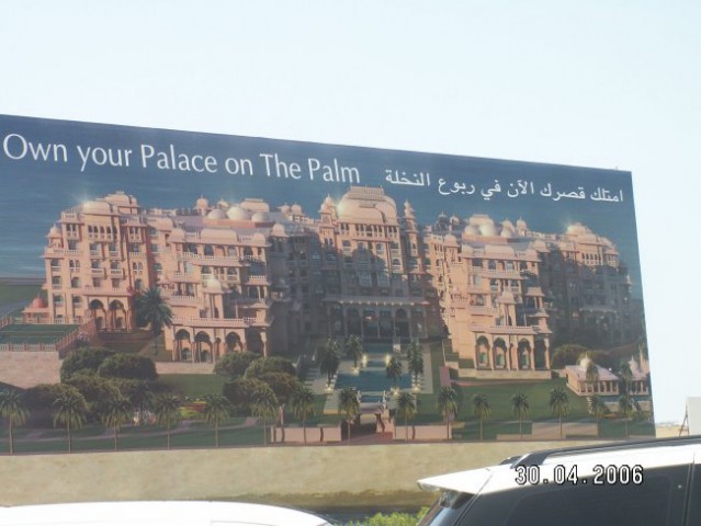 Oglas ki vabi k nakupu nepremičnine na palmi, je edini možni način da je tujec lastnik nep