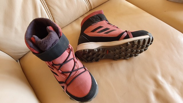 Adidas Terrex zimski gležnarji št. 32 - 25€