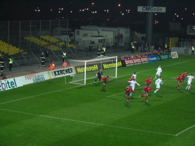 FUZBAL SLOVENIJA:BELORUSIJA - foto