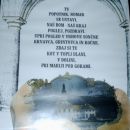 Lepa molitev v okviru na hodniku samostana v Velesovem.