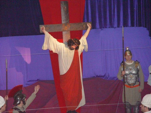 Jezus umrje na križu