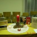 Miza s knjigami, ki jih je p Cerar napisal
