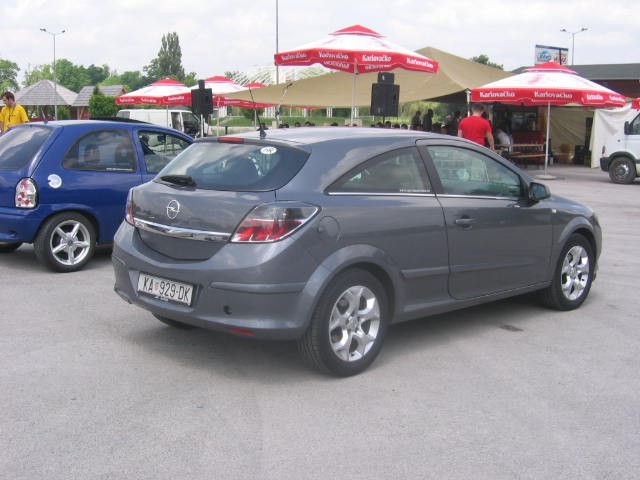 24. 6. 2005 Opel srečanje - Karlovac (HR) - foto povečava