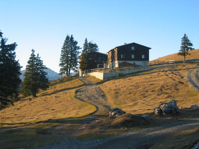 Domžalski dom na Mali planini