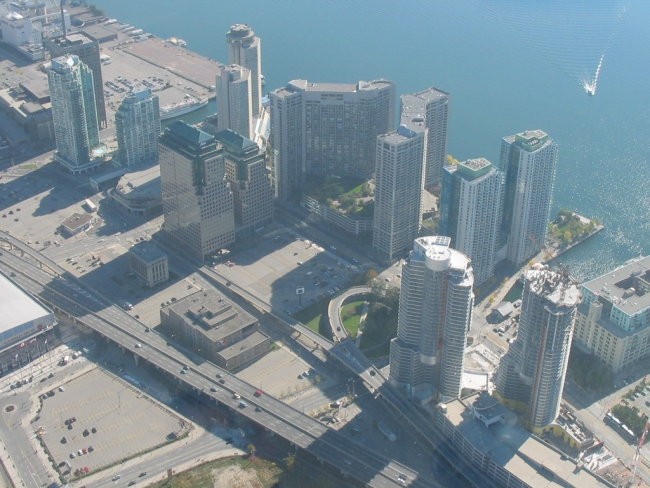 Canada CN tower 553m - foto povečava