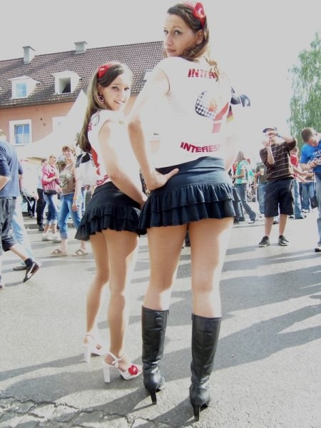 Worthersee VW-GTI Show 2006 - Girls - foto