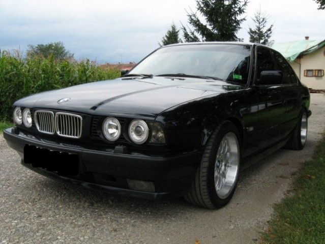 BMW 540i - M5 izpuh - foto