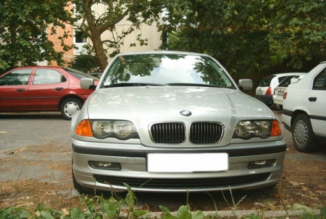 Bmw e46 323i - foto