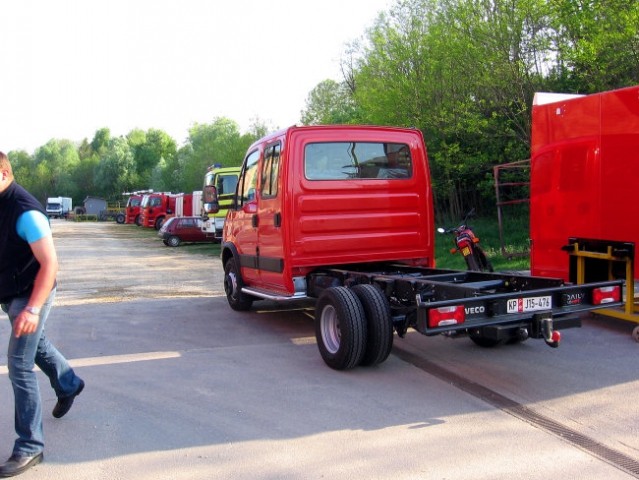 25.4.2007 Gornja Radgona, Mettis - dostava vozila v Mettis, kombi na dvorišču Mettis-a