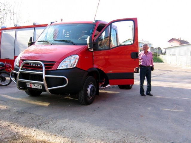 25.4.2007 Gornja Radgona, Mettis - dostava vozila v Mettis, predsednik Franc