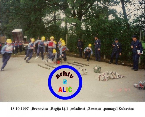 Zgodovina - pionirji, mladinci - foto