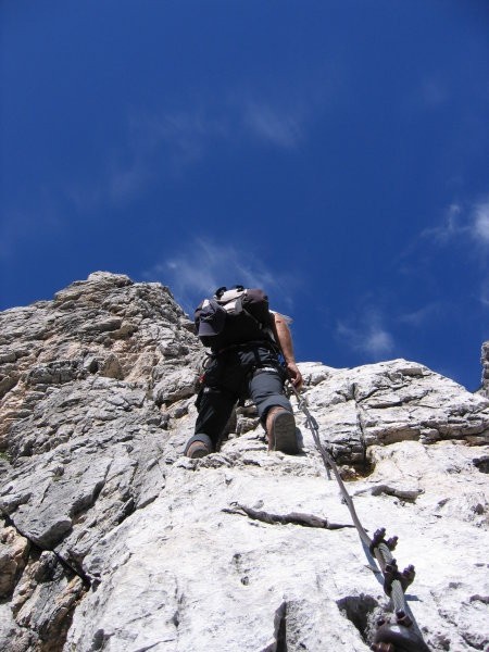 Strmo plezanje v ferrati Ettore Bovero na Col Rosà