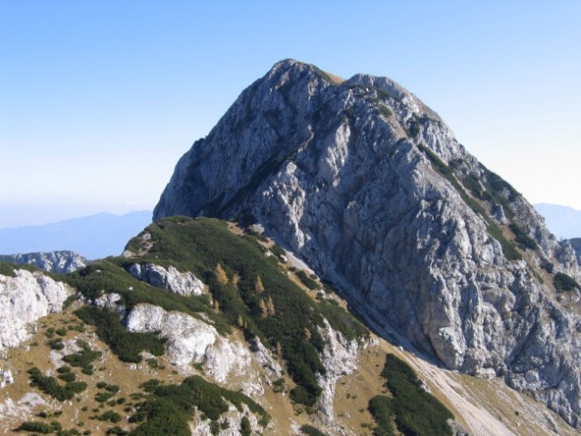 Ogradi nad Lazovškim prevalom