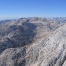 Pogled z Debelega vrha proti Velikemu špičju, Bavškemu Grintavcu in Zahodnim Julijcem