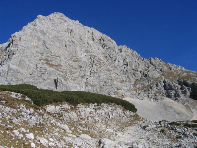 Dolkova špica; smer vzpona je desni greben
