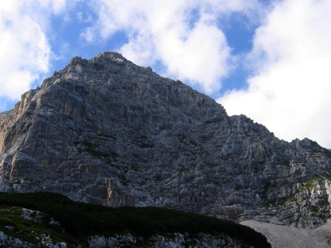 (Spodnja) Dolkova špica izpred bivaka IV