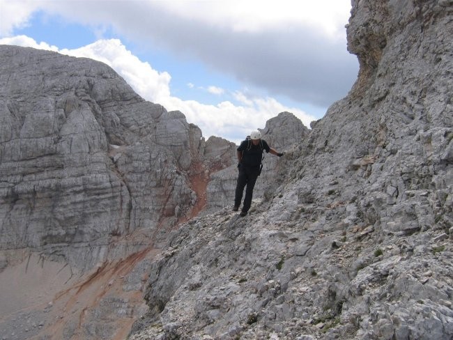 Siten obvoz na grebenu Rakove špice (slikano med sestopom)