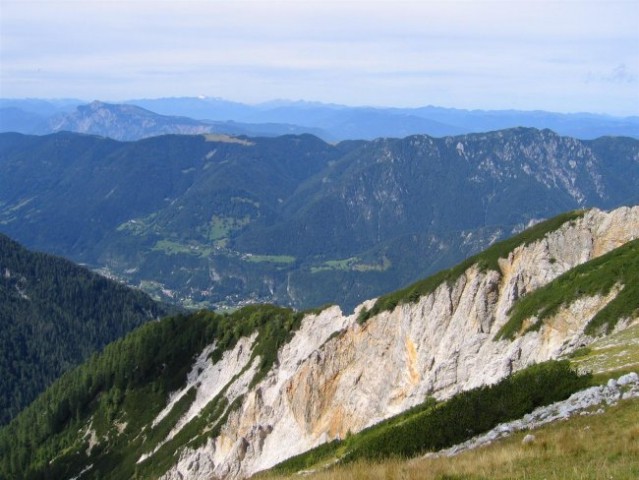 Pogled z Vrtaškega Slemena proti severozahodu