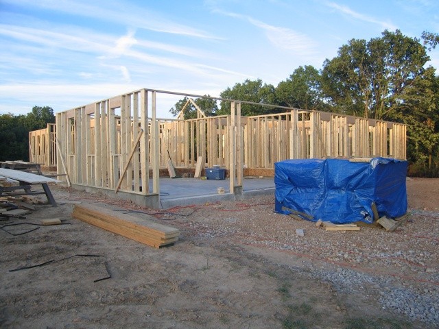 Garage walls are up...