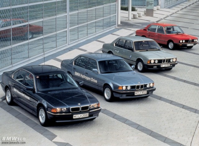 BMW E 32 - foto