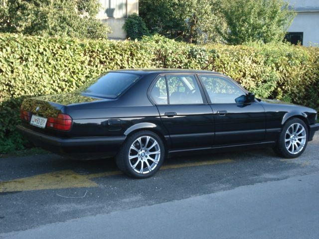 BMW E 32 - foto