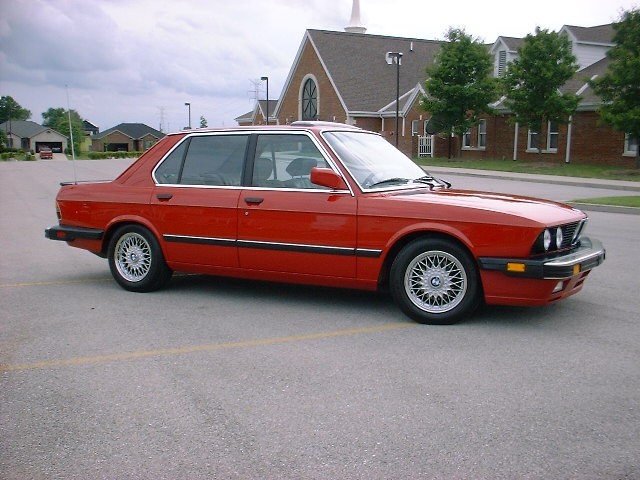 BMW E28 - foto