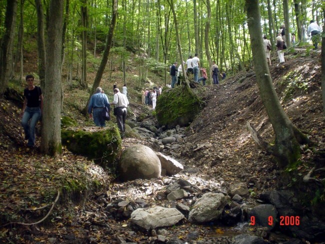 Kamene kugle - foto povečava