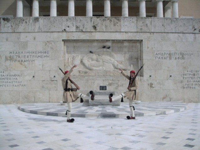 Kreta 06-ladja+Atene - foto